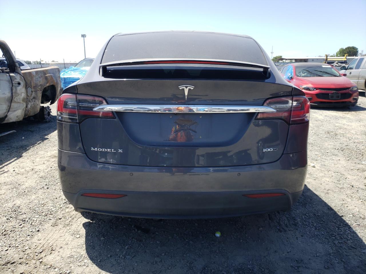 5YJXCBE27HF075819 2017 Tesla Model X