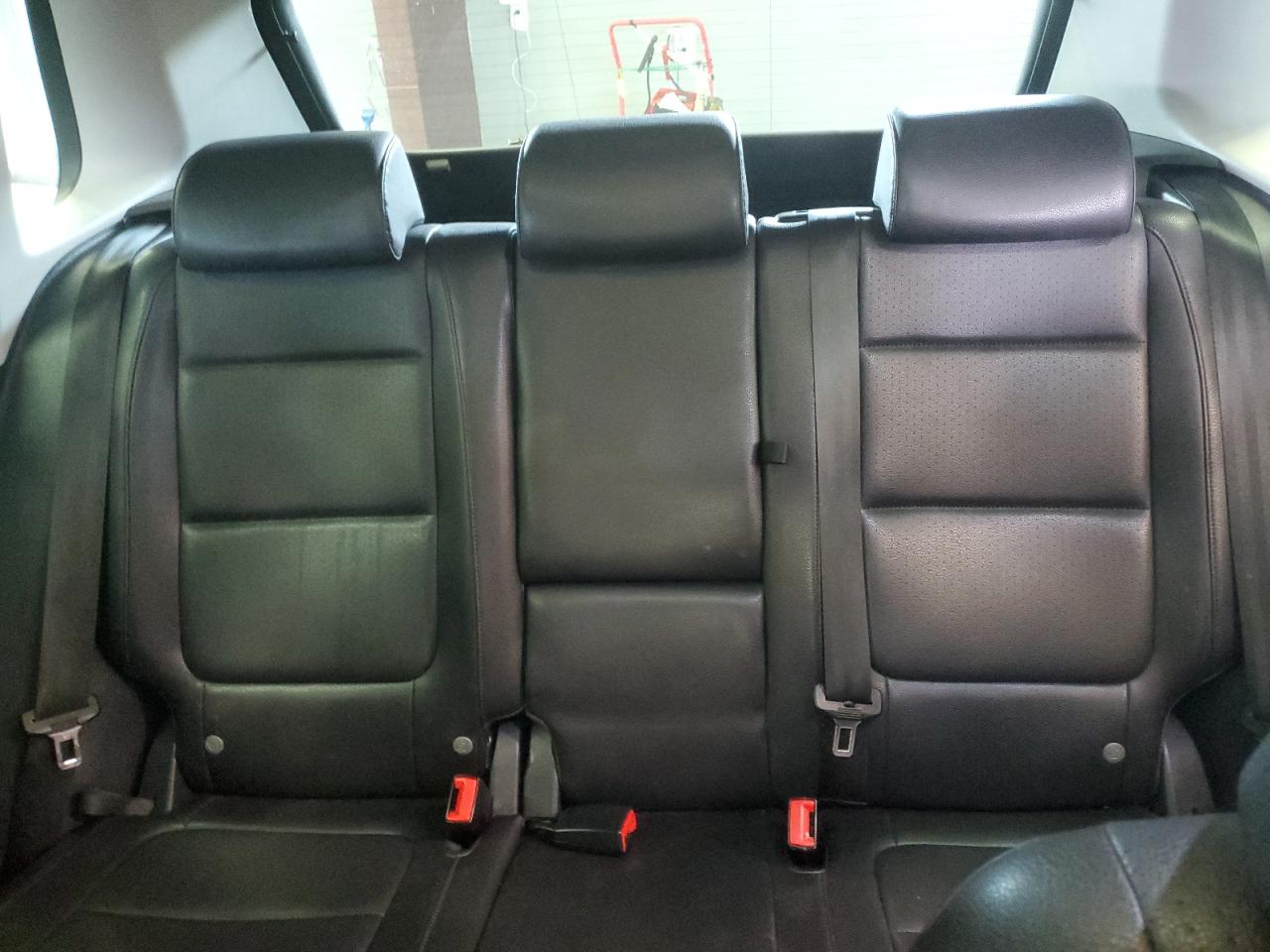 WVGBV7AX8BW551951 2011 Volkswagen Tiguan S