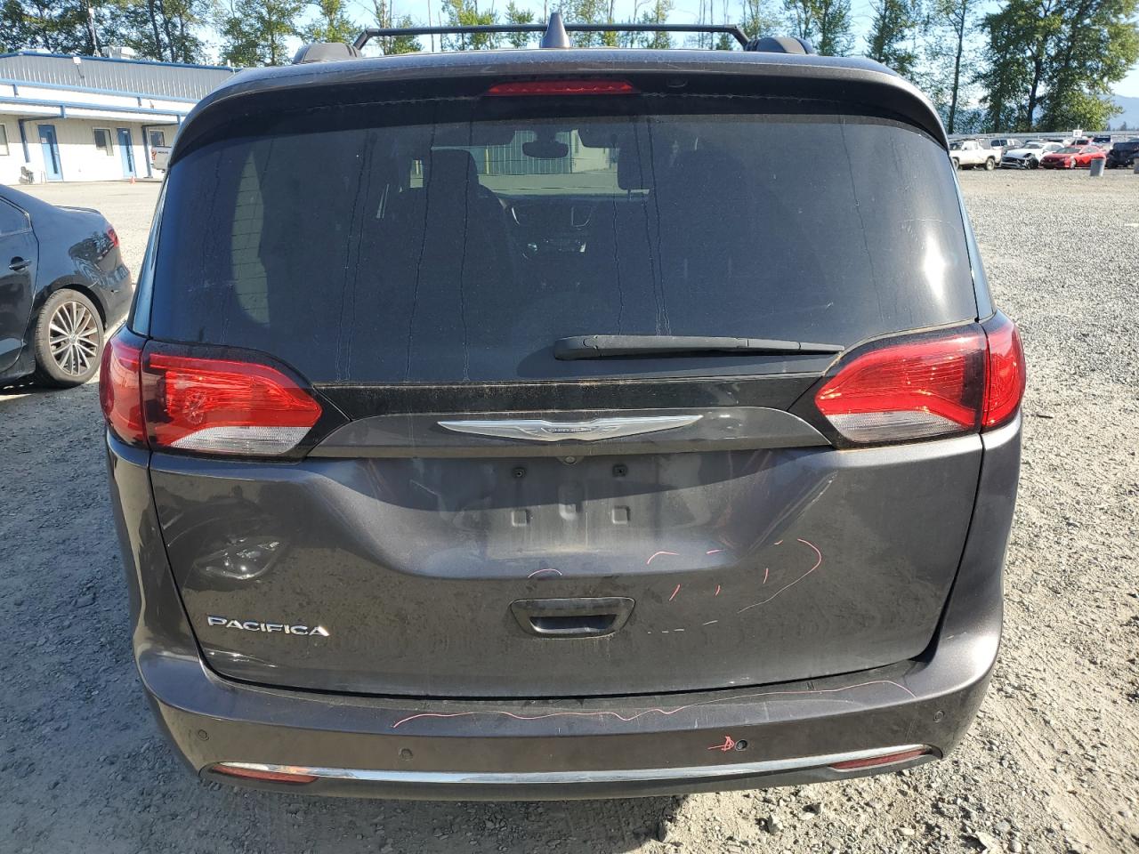 2C4RC1BG6HR540596 2017 Chrysler Pacifica Touring L