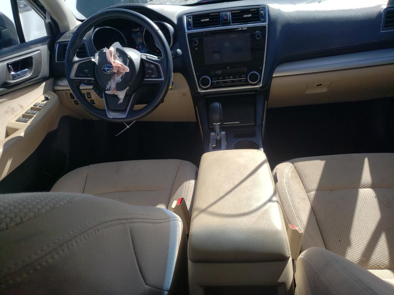 4S4BSAFC7J3382890 2018 Subaru Outback 2.5I Premium