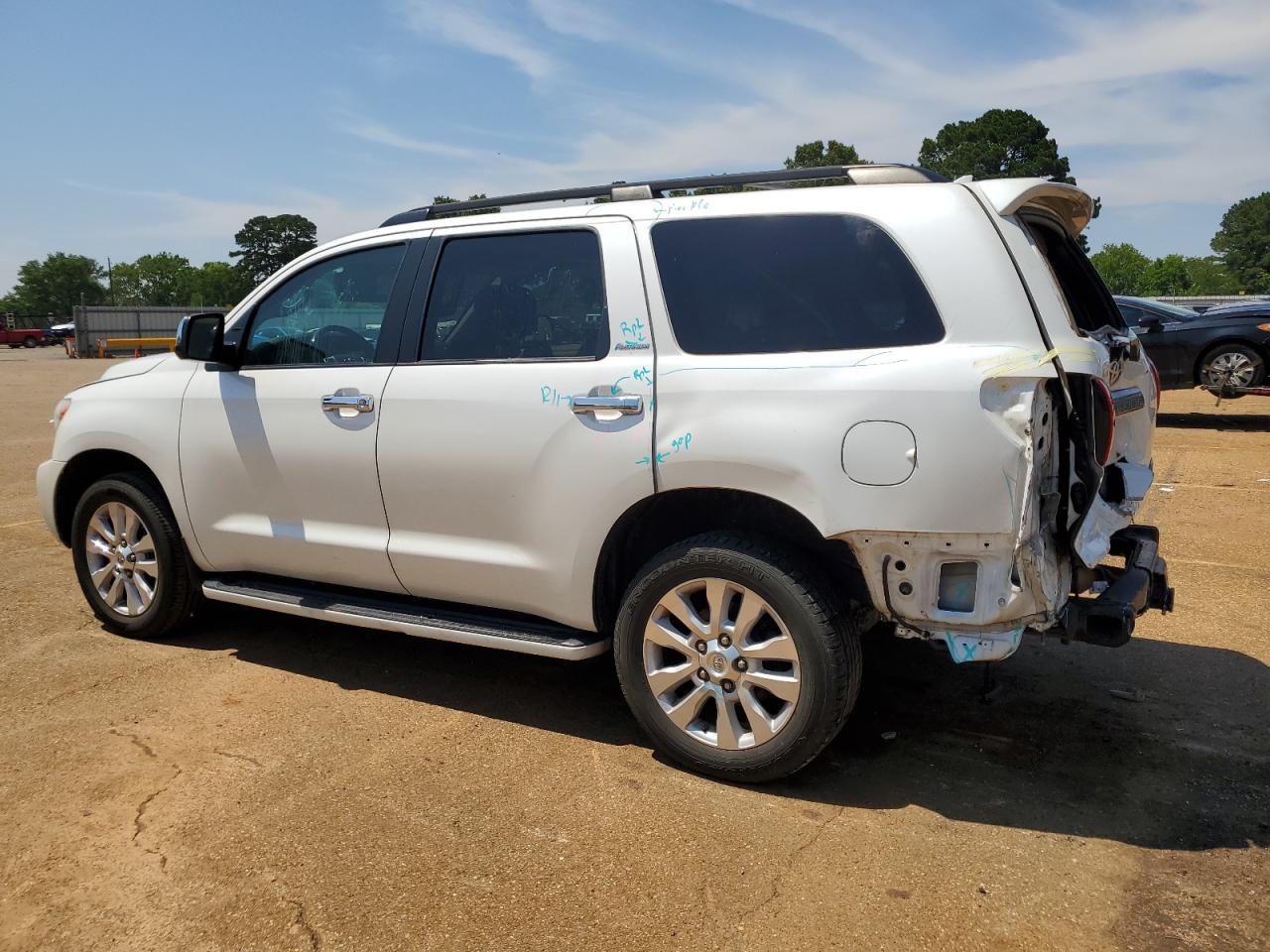 5TDDW5G16HS149159 2017 Toyota Sequoia Platinum