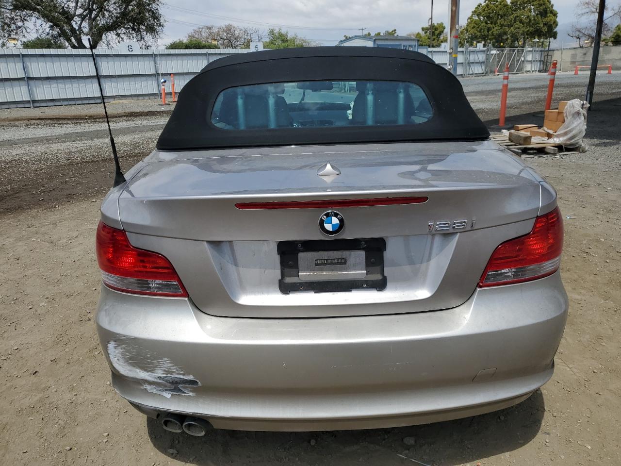 WBAUL73538VE88528 2008 BMW 128 I