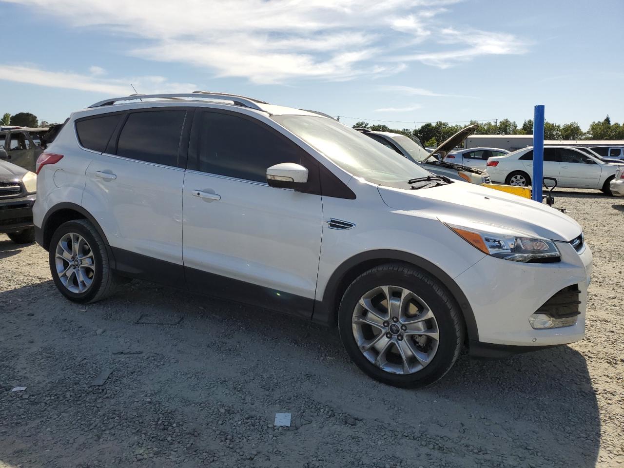 1FMCU0J94EUA77898 2014 Ford Escape Titanium