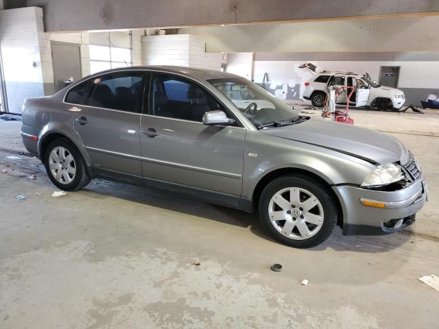 2002 Volkswagen Passat Glx VIN: WVWRH63B12P359576 Lot: 56076704