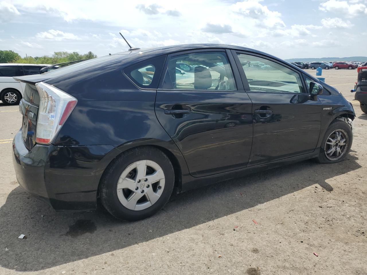 JTDKN3DU5B5315813 2011 Toyota Prius