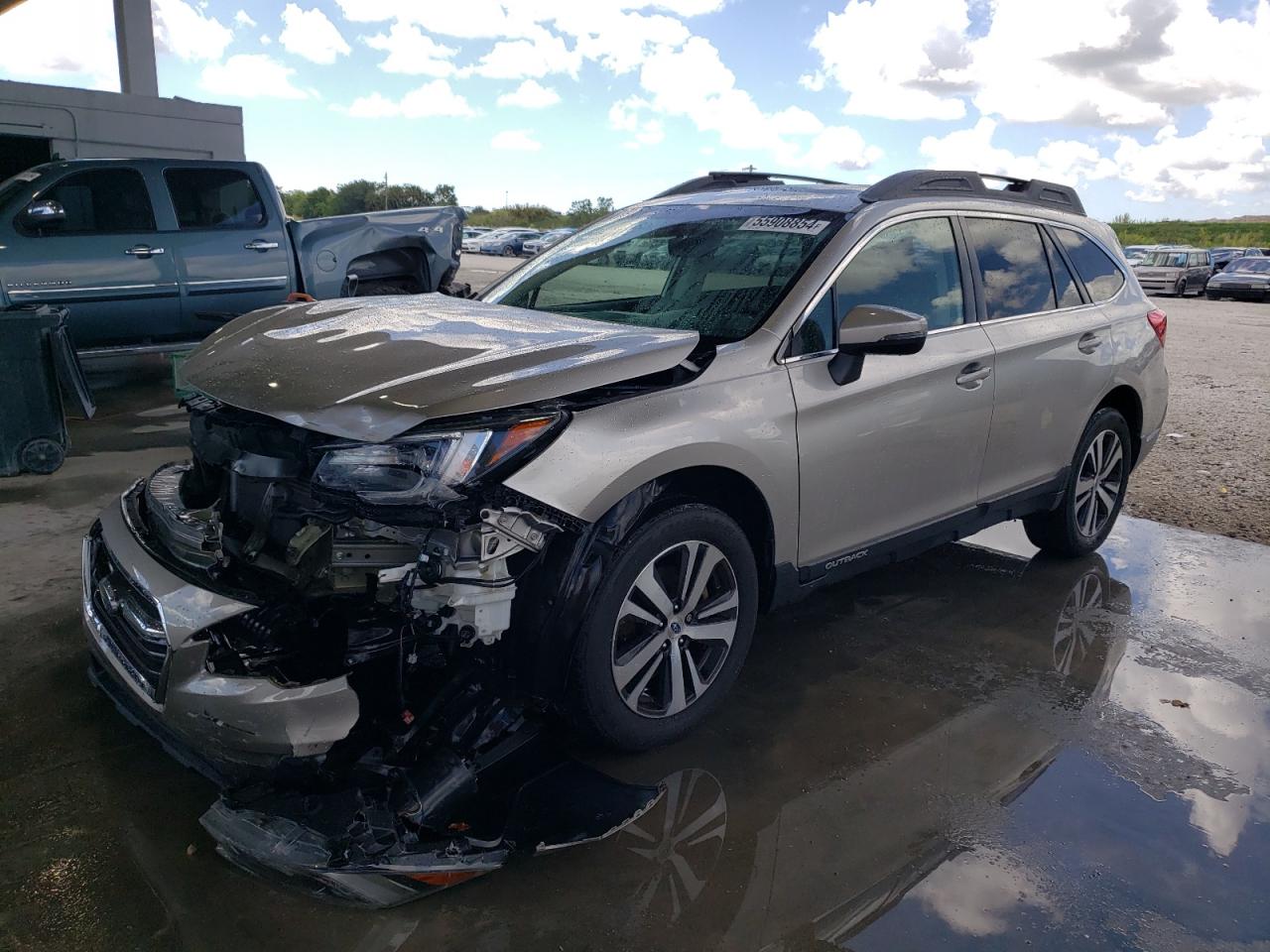 4S4BSANC9J3296949 2018 Subaru Outback 2.5I Limited