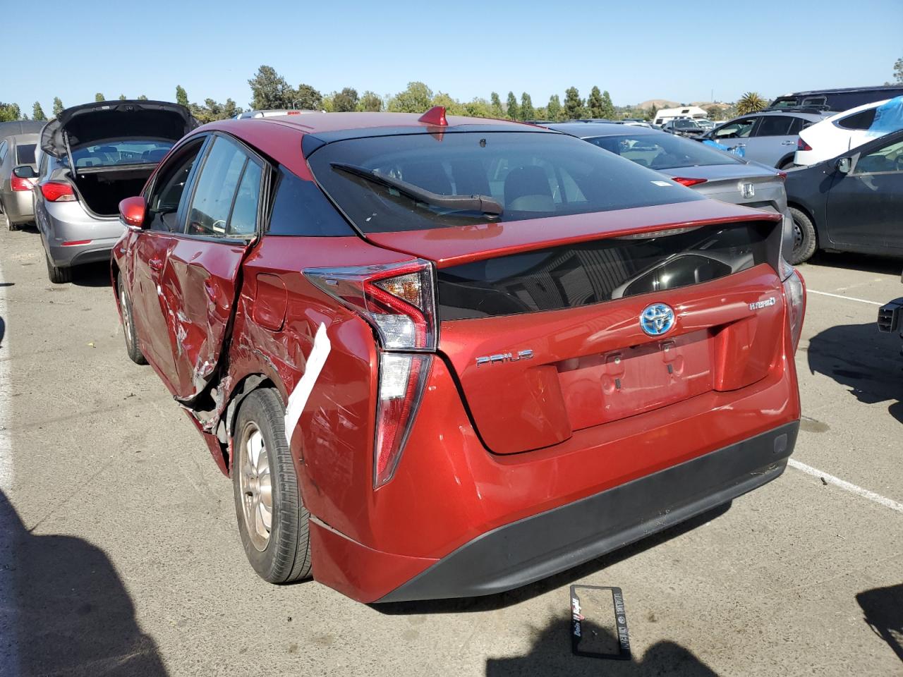 JTDKARFUXG3511731 2016 Toyota Prius