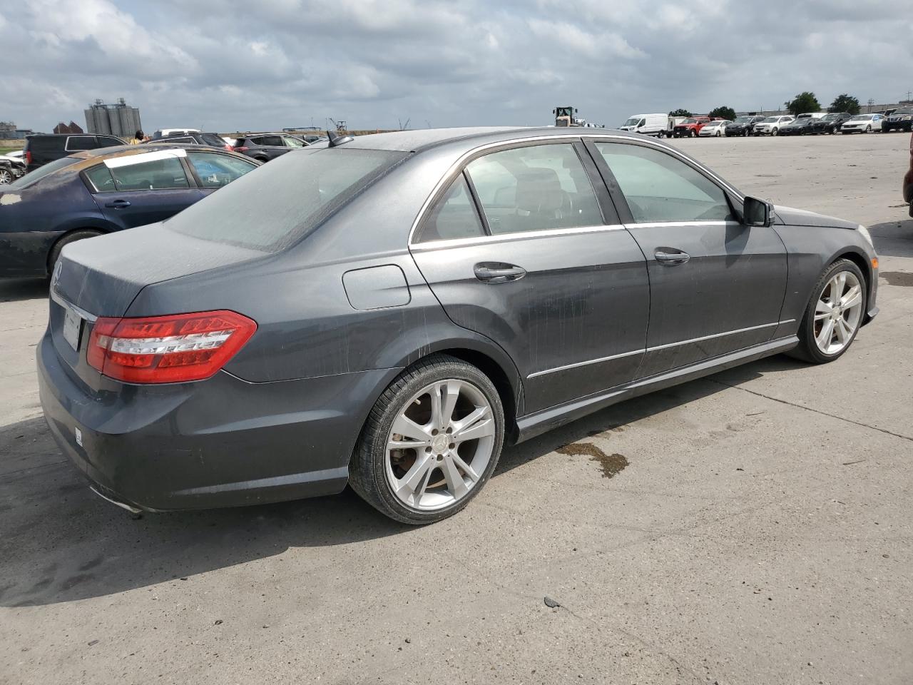 WDDHF5KB0DA705576 2013 Mercedes-Benz E 350