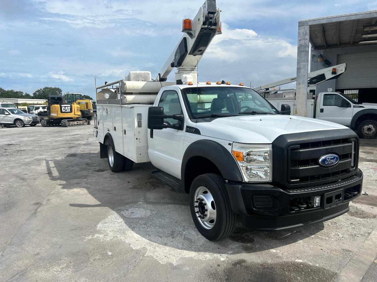 2013 Ford F450 Super Duty vin: 1FDUF4GY4DEB14655