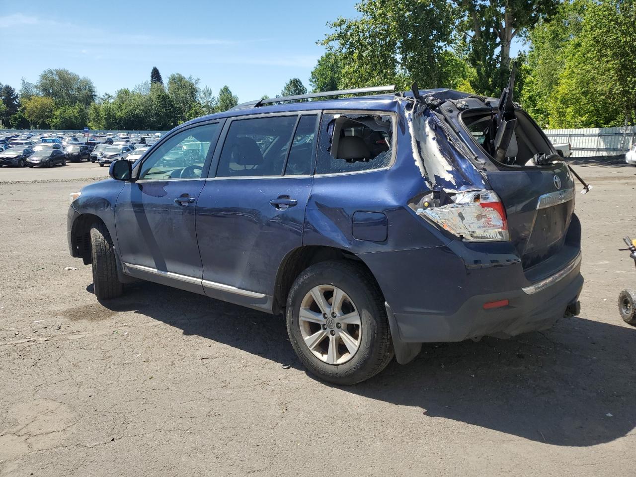 2012 Toyota Highlander Base vin: 5TDBK3EH1CS098055