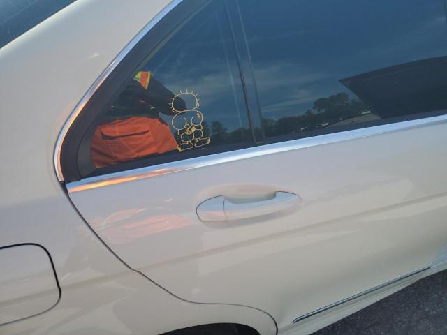 2012 Mercedes-Benz C 300 4Matic VIN: WDDGF8BB4CR228552 Lot: 53105574