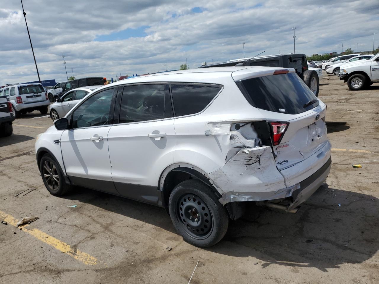 2017 Ford Escape Se vin: 1FMCU0GDXHUD12983