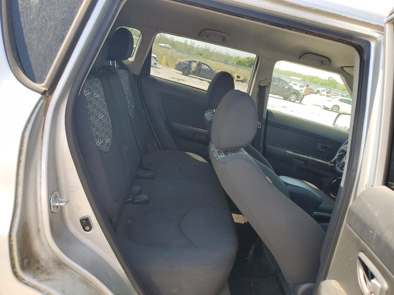 KNDJT2A21B7709442 2011 Kia Soul +