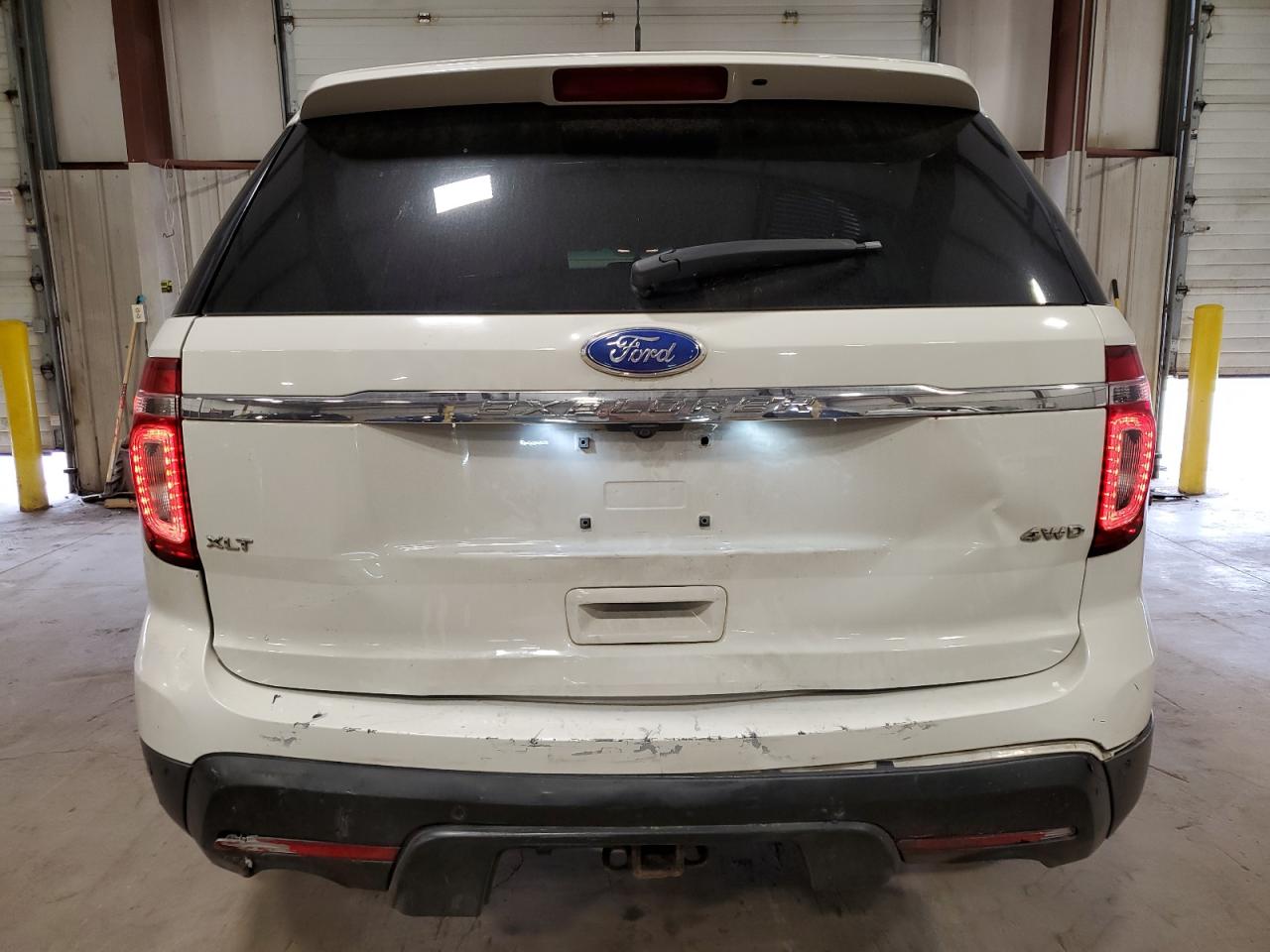 1FMHK8D86BGA57529 2011 Ford Explorer Xlt