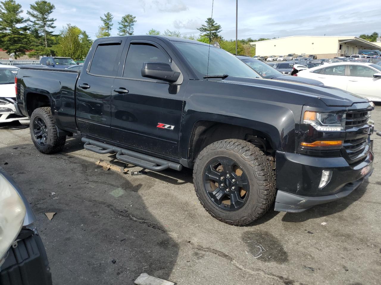 1GCVKREC0HZ354518 2017 Chevrolet Silverado K1500 Lt