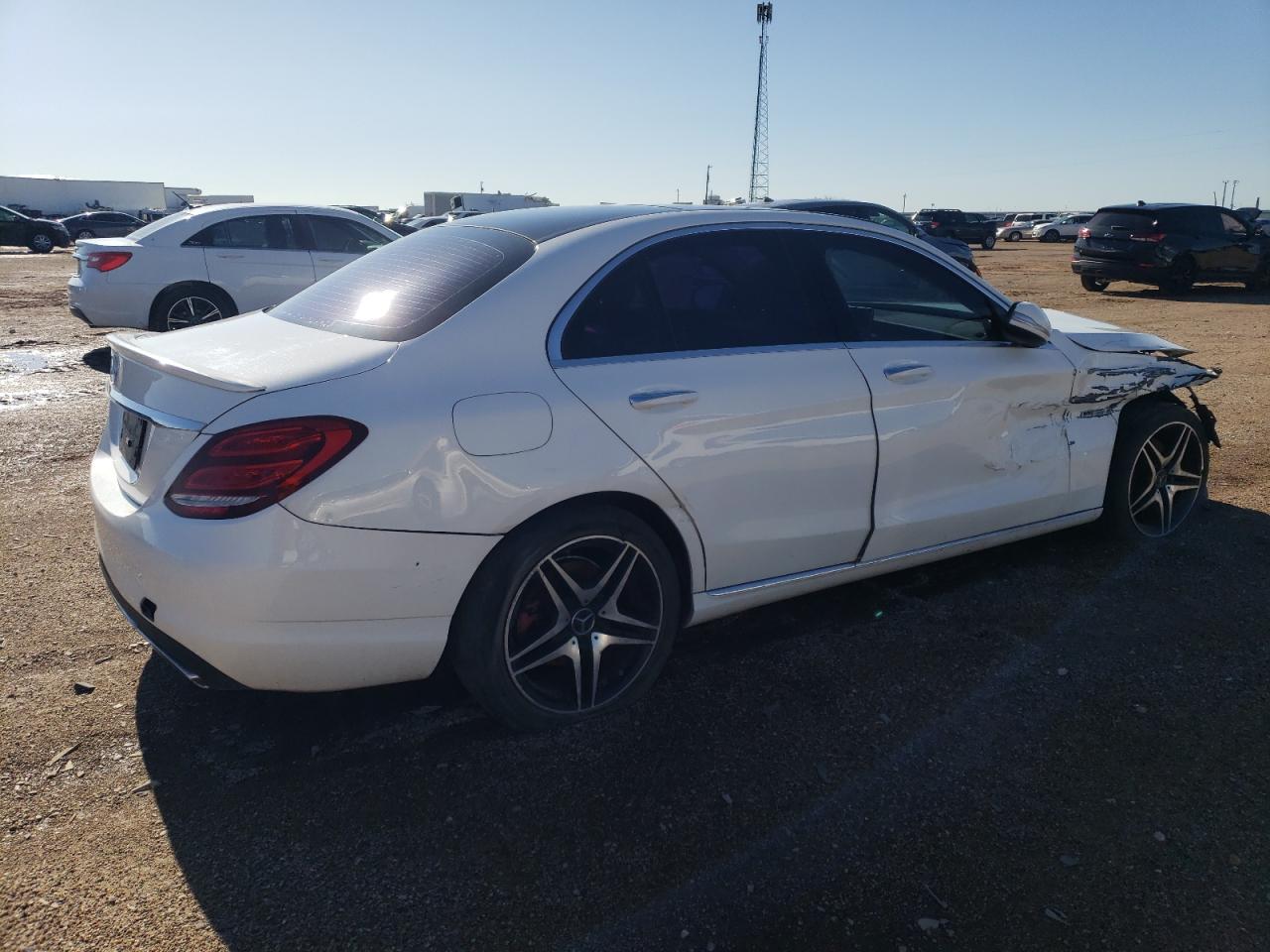 55SWF4JB9FU043017 2015 Mercedes-Benz C 300