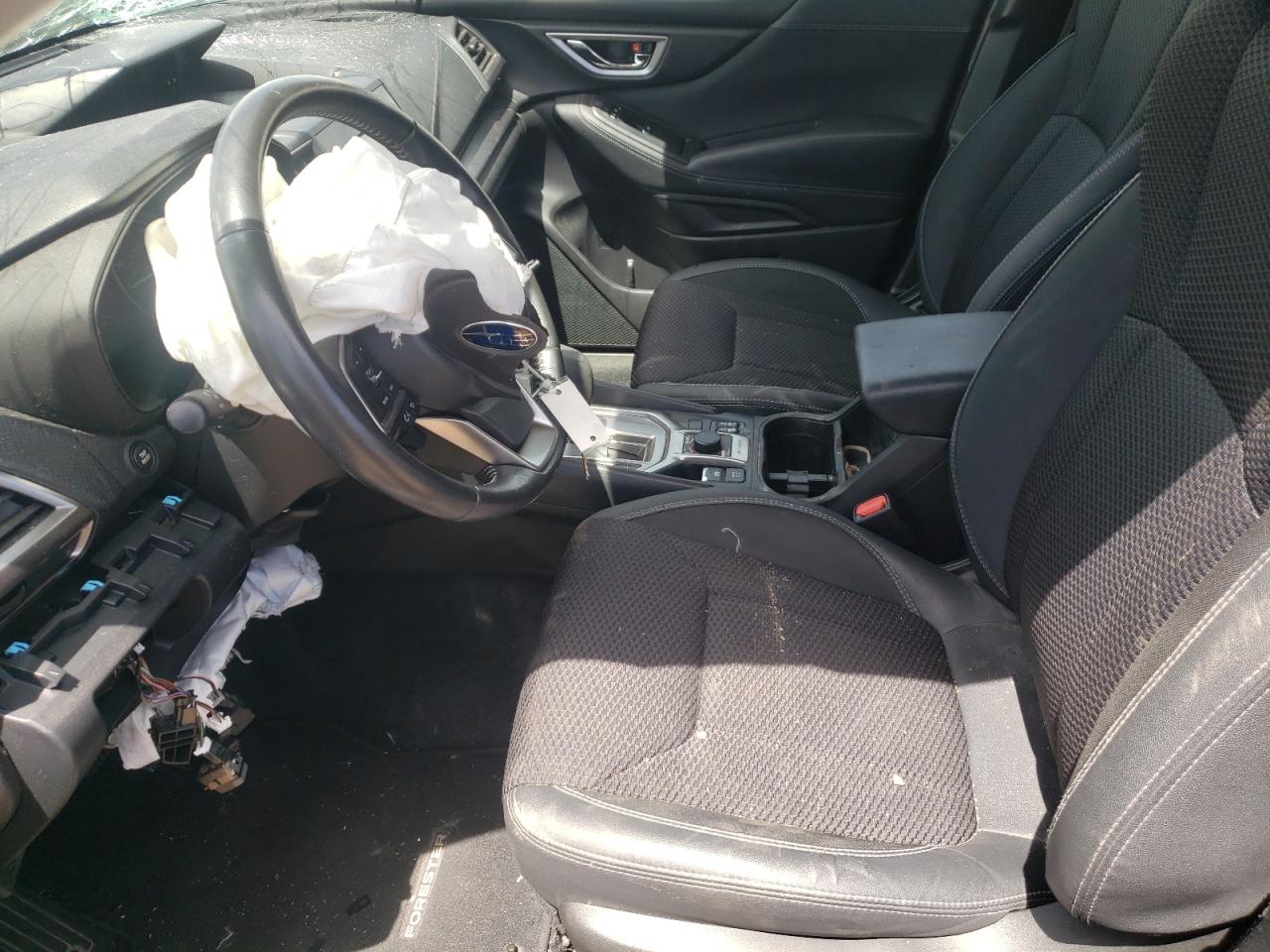 JF2SKAEC6KH480269 2019 Subaru Forester Premium