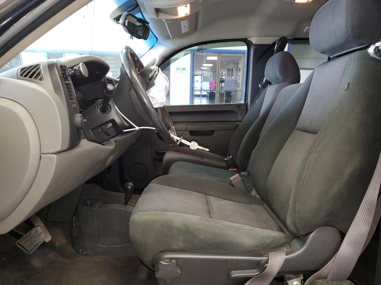 1GCRKREA4BZ419068 2011 Chevrolet Silverado K1500 Ls