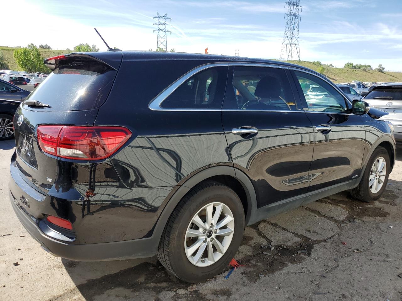 2019 Kia Sorento Lx vin: 5XYPGDA5XKG524135