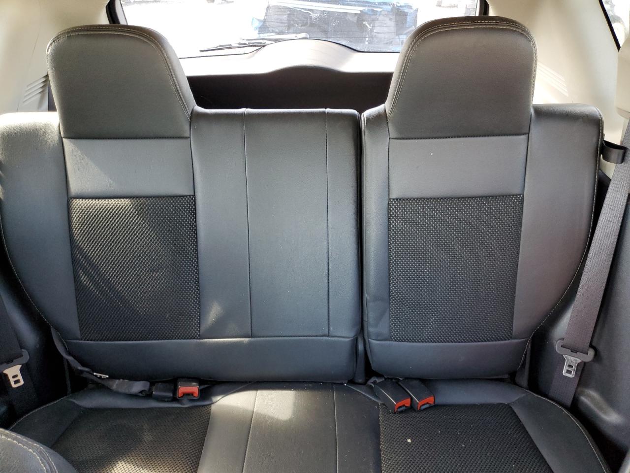 1C4NJDEBXGD616392 2016 Jeep Compass Latitude