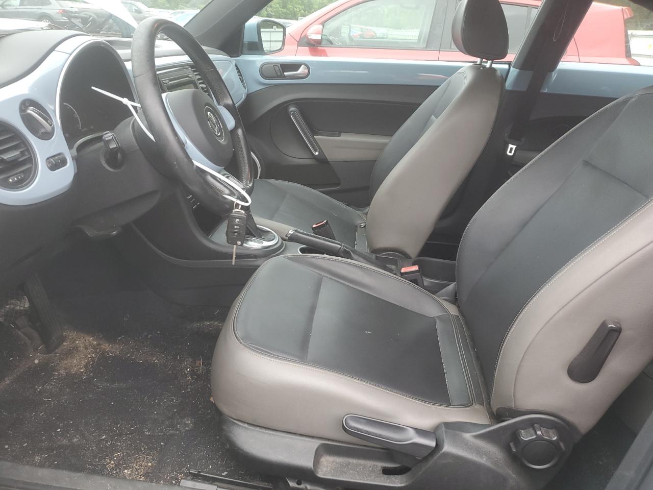 3VWJP7AT0DM643093 2013 Volkswagen Beetle