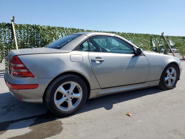 2003 Mercedes-Benz Slk 320 VIN: WDBKK65FX3F284238 Lot: 57170274