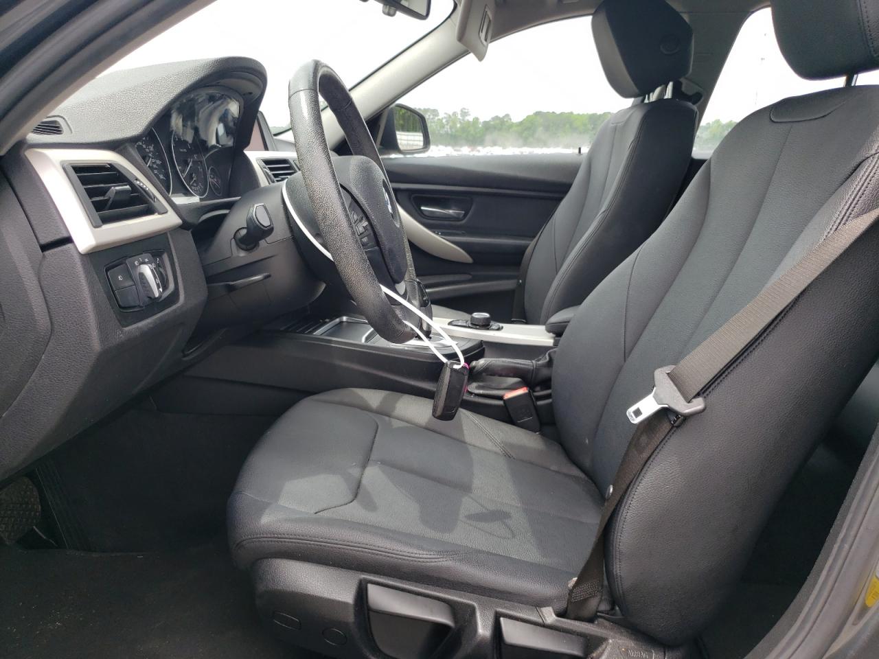 WBA8E1G55JNU93462 2018 BMW 320 I