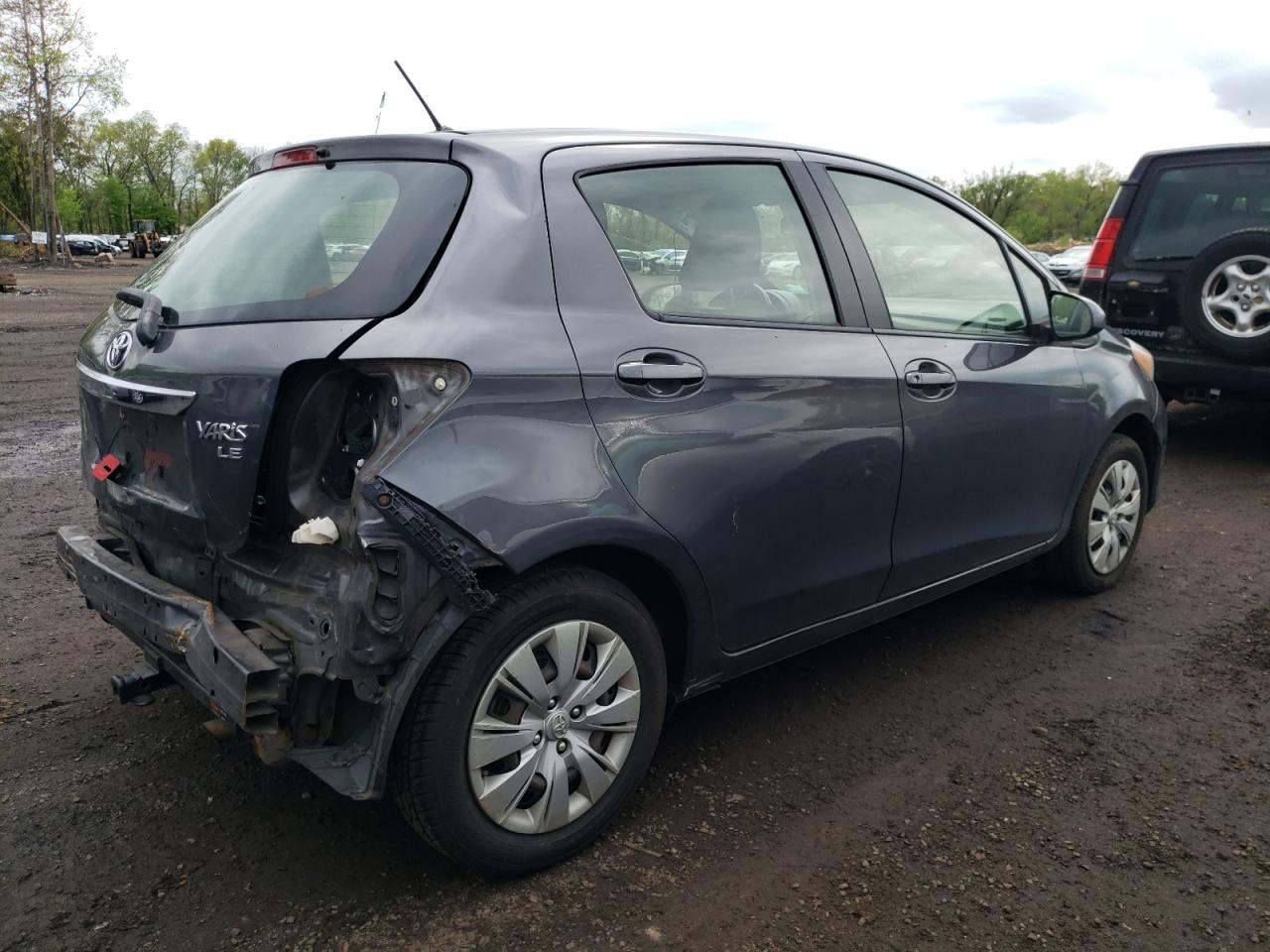 JTDKTUD37DD547390 2013 Toyota Yaris