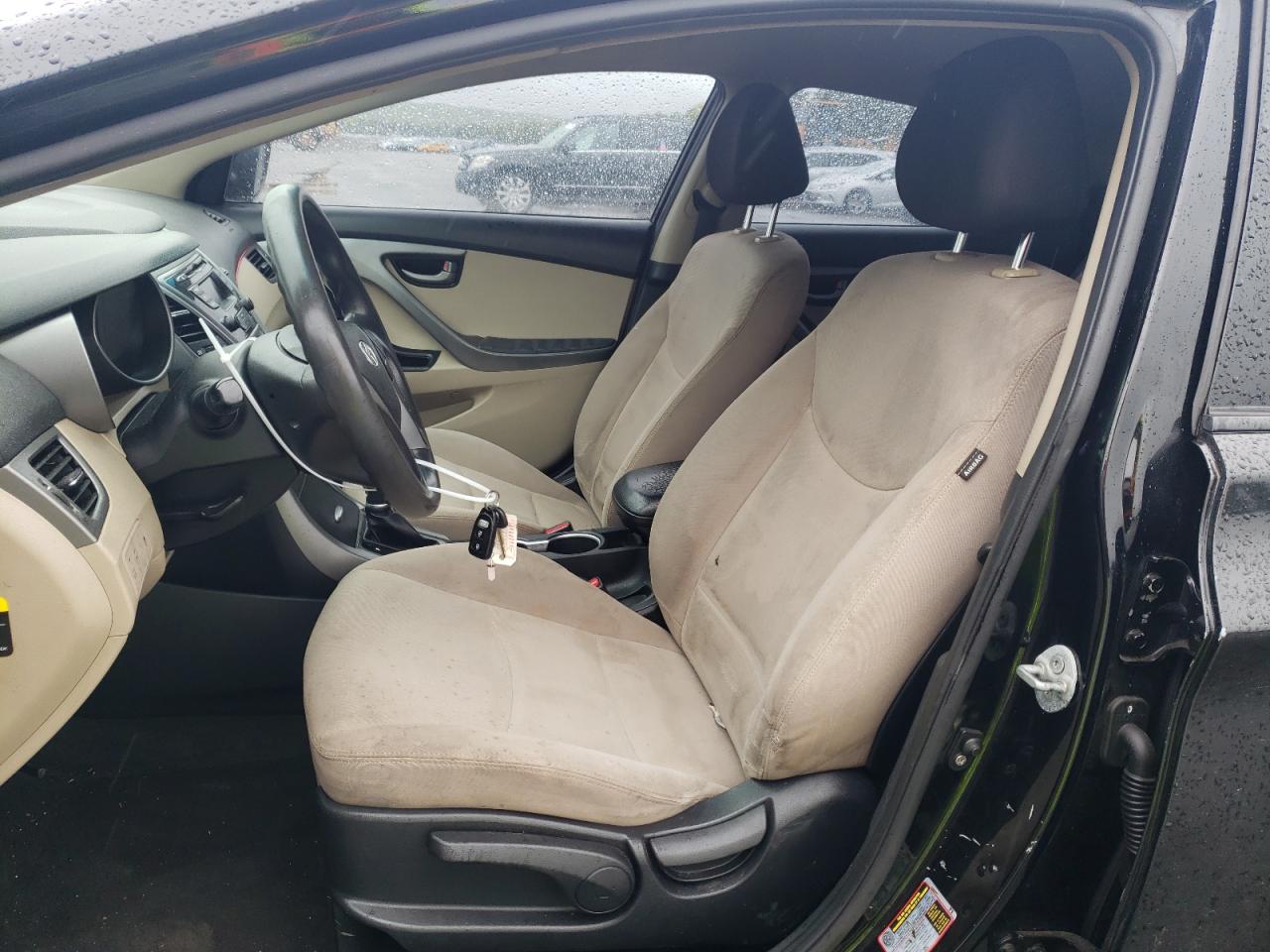 KMHDH4AE3GU599647 2016 Hyundai Elantra Se