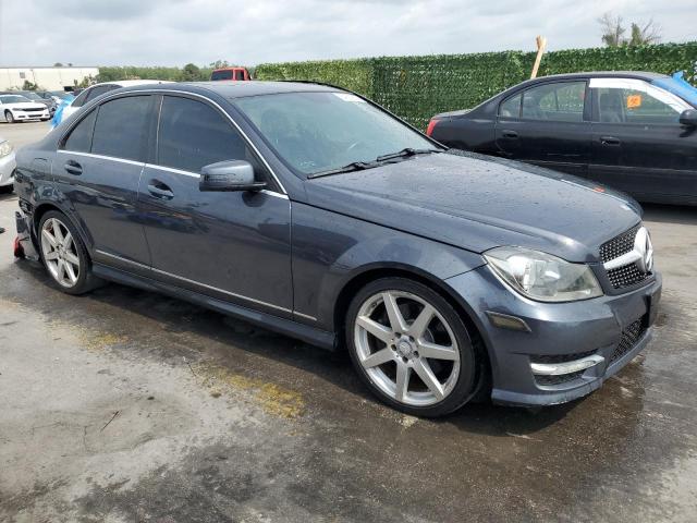 VIN WDDGF8ABXDR265687 2013 Mercedes-Benz C-Class, 3... no.4