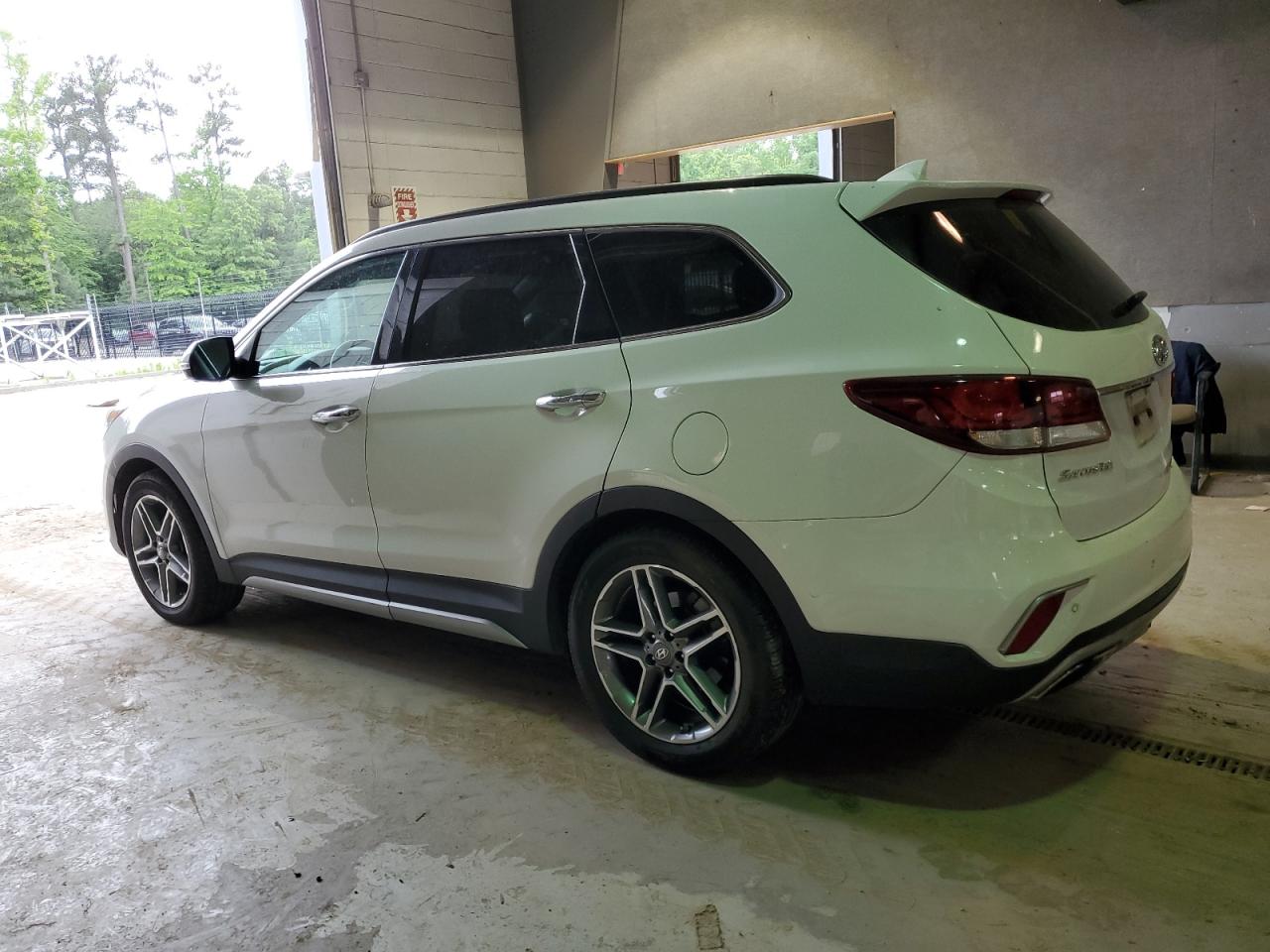 KM8SR4HF6HU166912 2017 Hyundai Santa Fe Se Ultimate