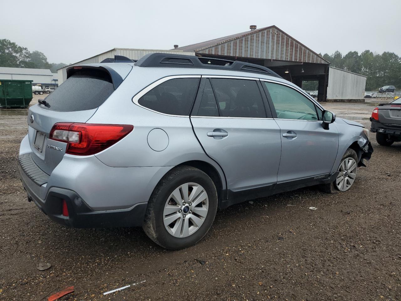 4S4BSAHCXK3365676 2019 Subaru Outback 2.5I Premium