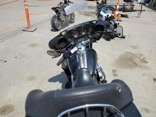 2010 HARLEY-DAVIDSON FLHTCU 1HD1FC411AB658969