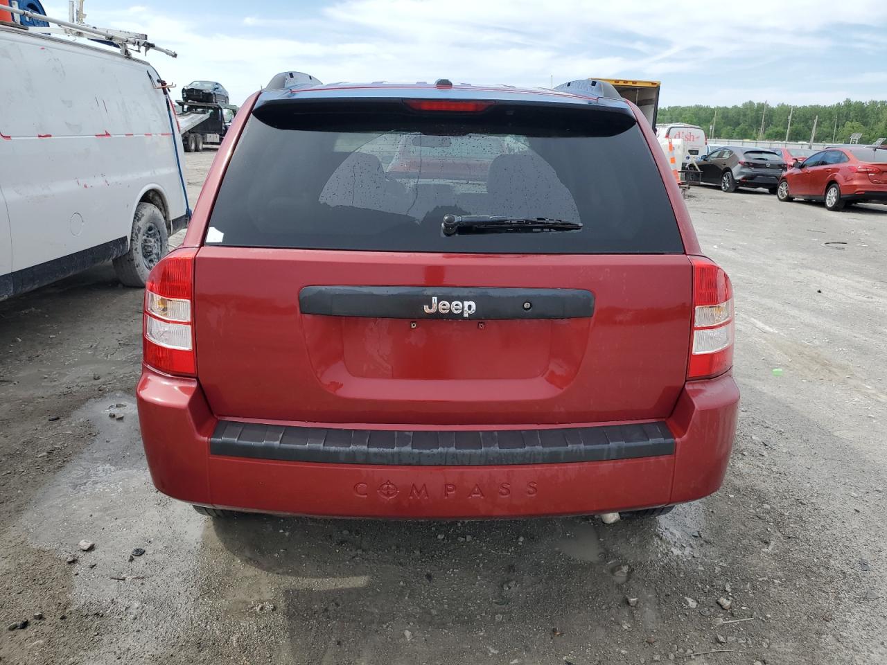 1J8FT47WX7D250084 2007 Jeep Compass