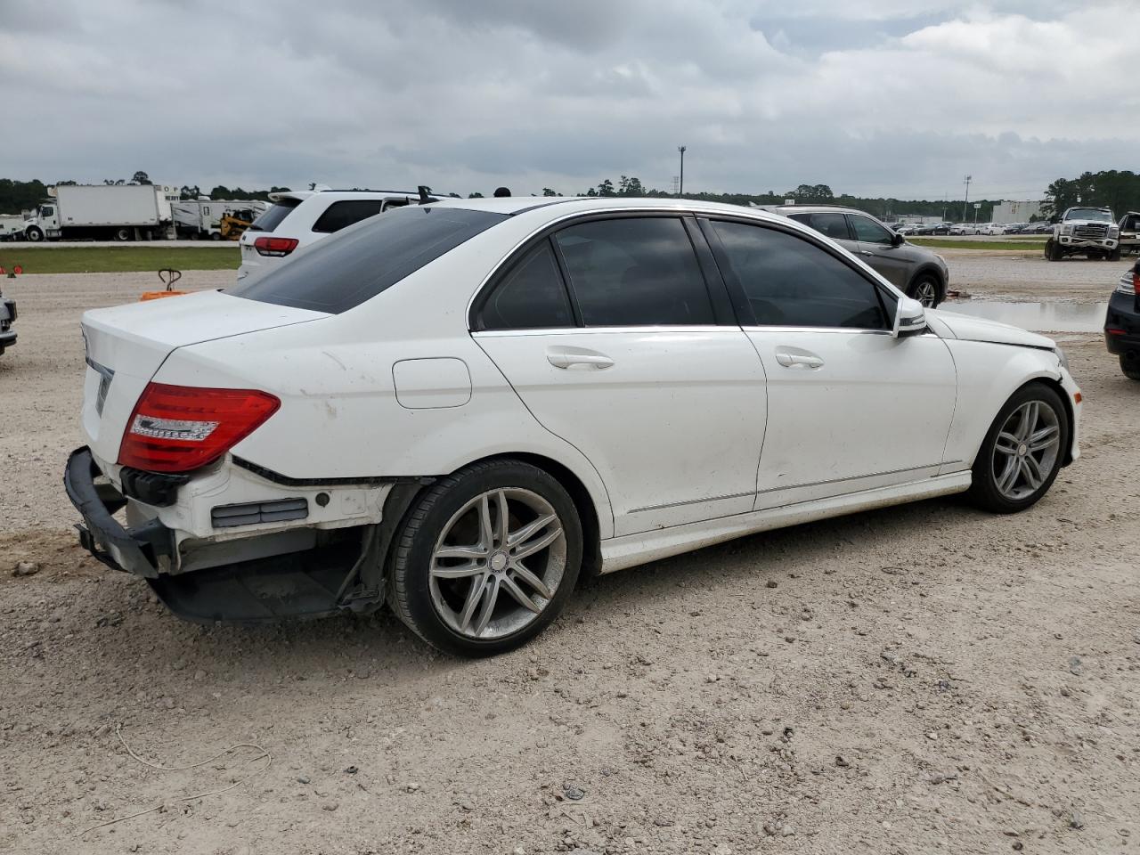 WDDGF4HB7EA947618 2014 Mercedes-Benz C 250