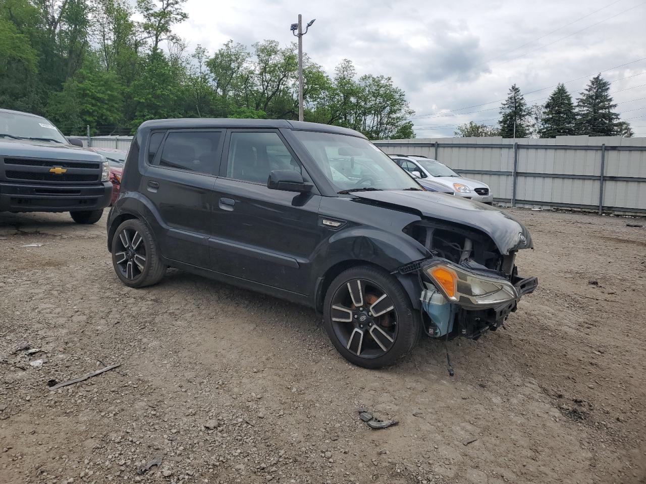 KNDJT2A28A7128471 2010 Kia Soul +