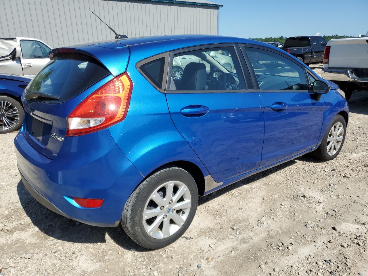 3FADP4EJ0BM129027 2011 Ford Fiesta Se