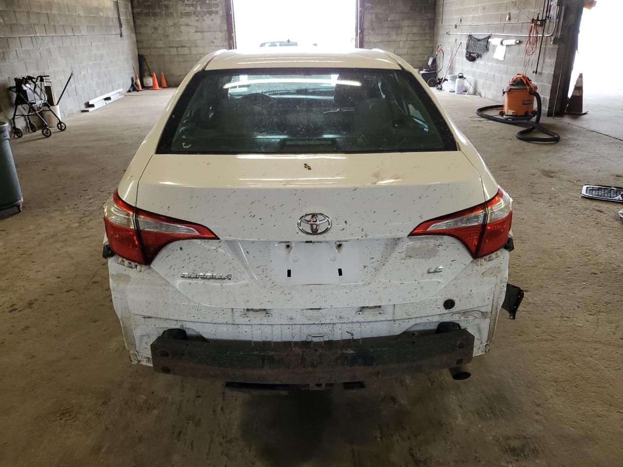 2T1BURHE9FC437138 2015 Toyota Corolla L