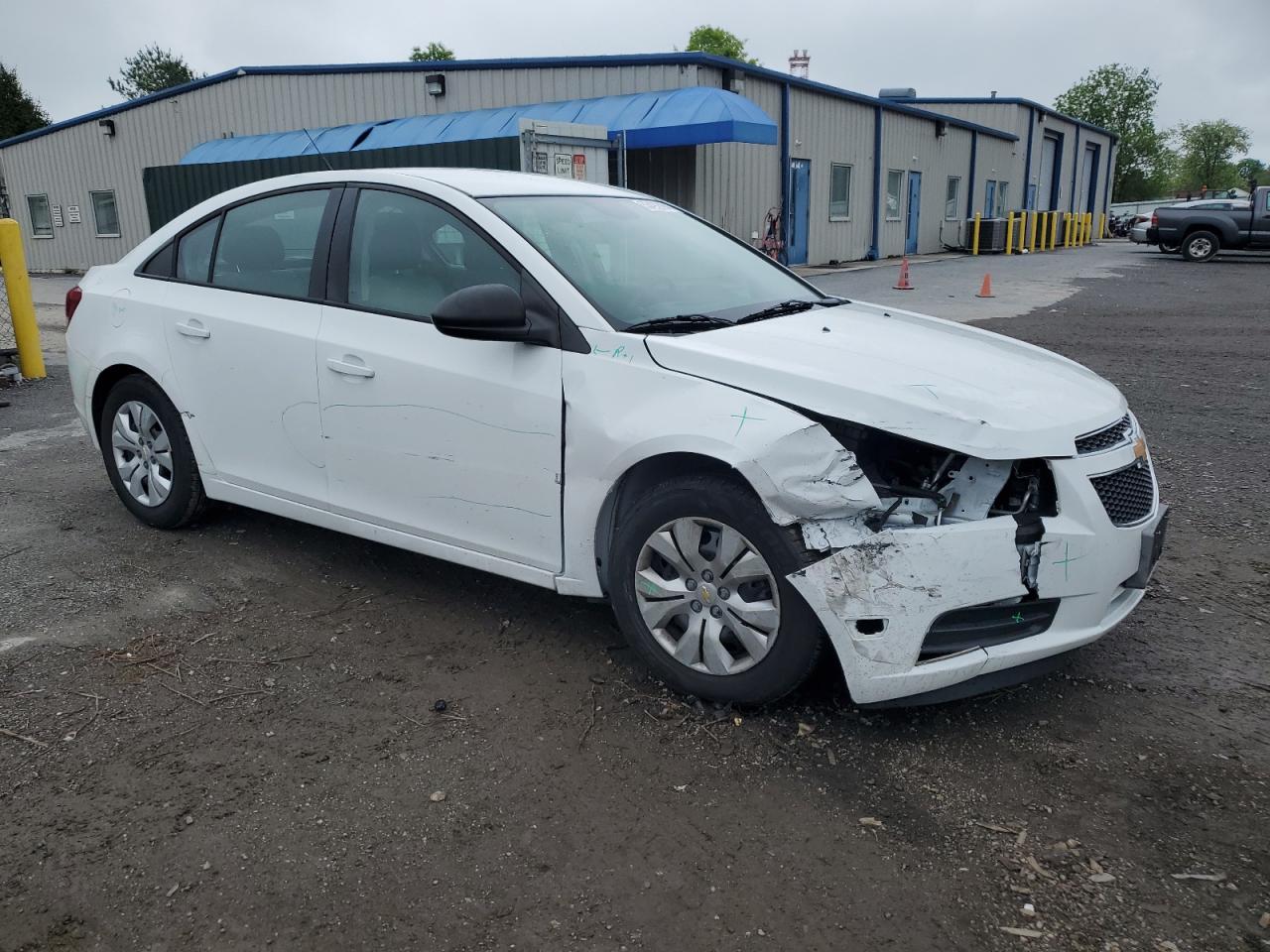 1G1PA5SG4E7421858 2014 Chevrolet Cruze Ls