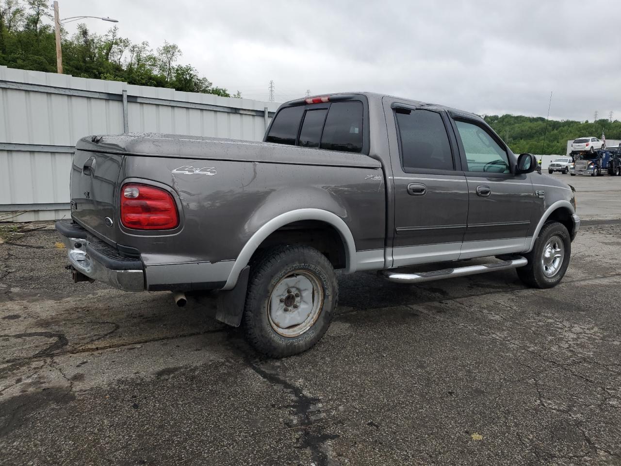 1FTRW08L02KE32129 2002 Ford F150 Supercrew