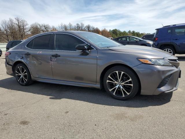 2018 Toyota Camry L VIN: 4T1B11HK3JU549702 Lot: 52856084