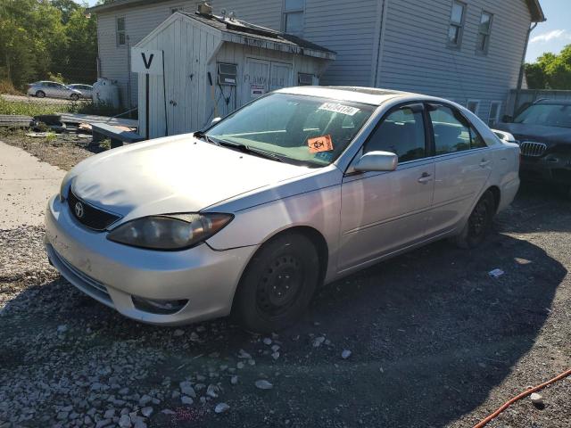 Lot #2540511546 2005 TOYOTA CAMRY LE salvage car