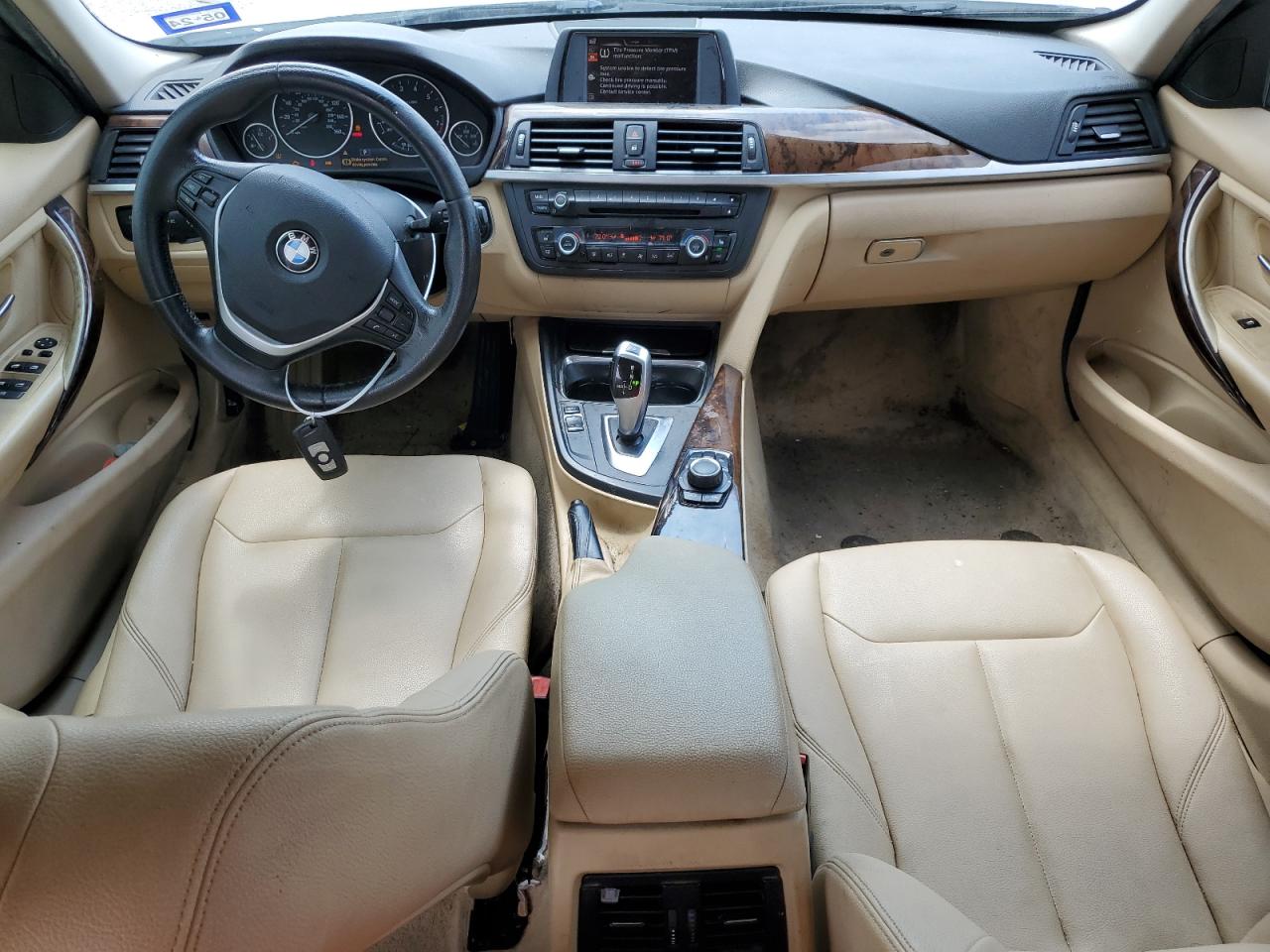 WBA3B3G59FNT19027 2015 BMW 328 Xi