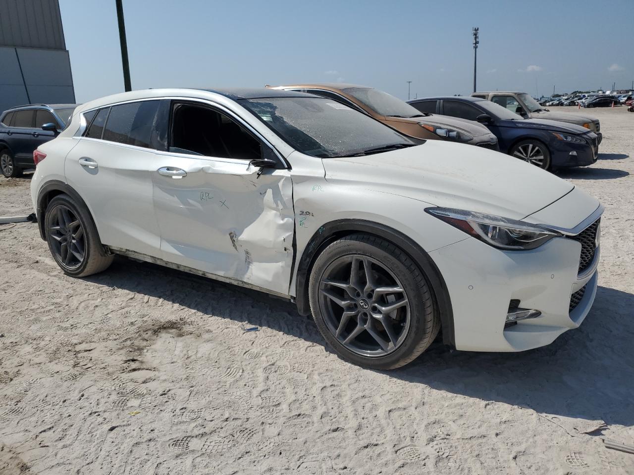 SJKCH5CP2KA008591 2019 Infiniti Qx30 Pure