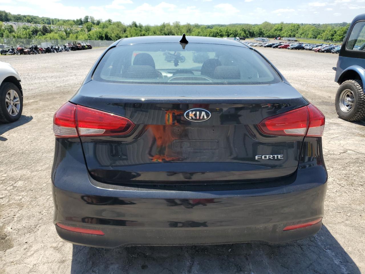 3KPFK4A72JE234950 2018 Kia Forte Lx