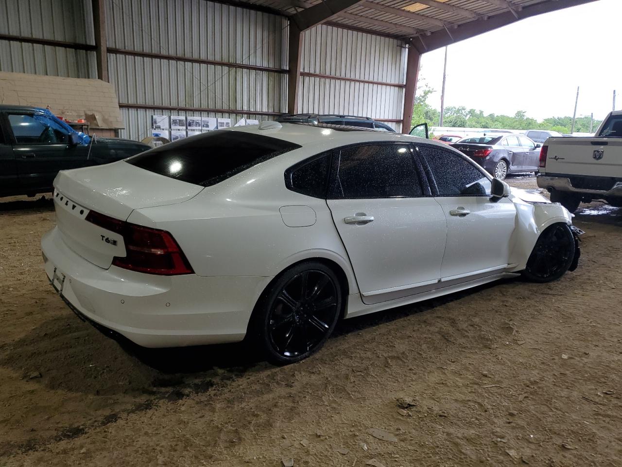 LVYA22ML6KP081135 2019 Volvo S90 T6 Inscription