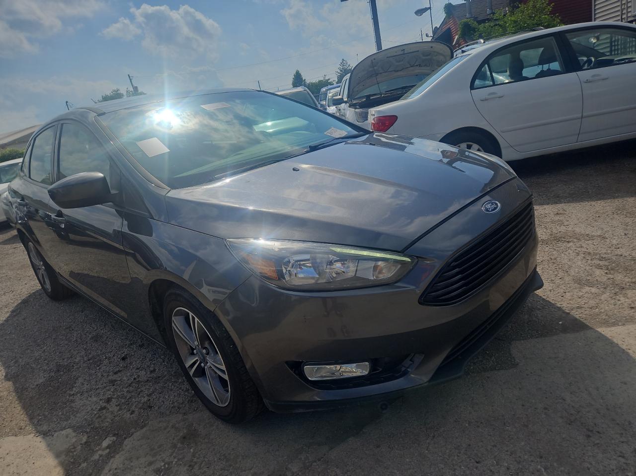 1FADP3FE9JL203041 2018 Ford Focus Se