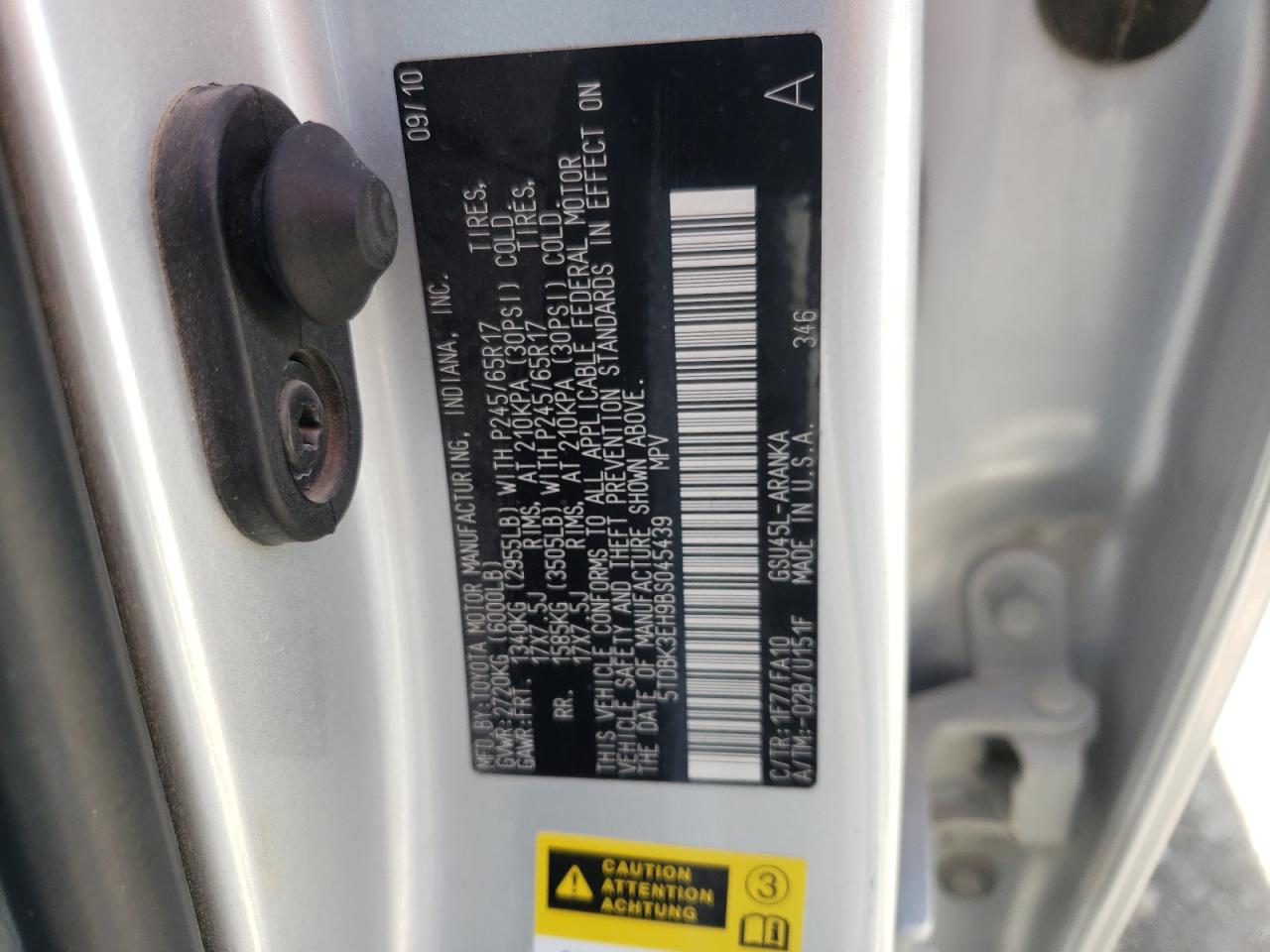 5TDBK3EH9BS045439 2011 Toyota Highlander Base