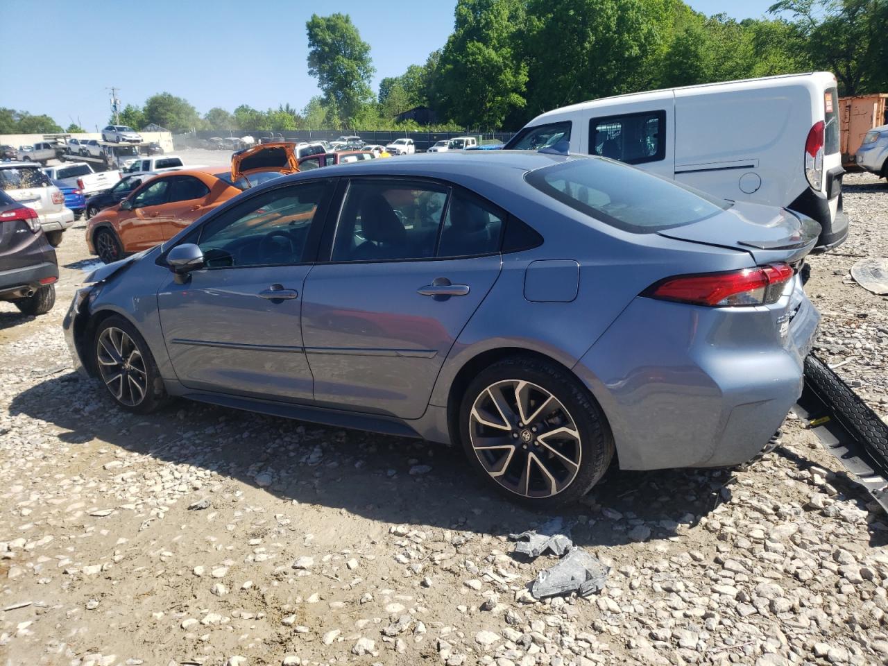 2020 Toyota Corolla Xse vin: 5YFT4RCE8LP039667