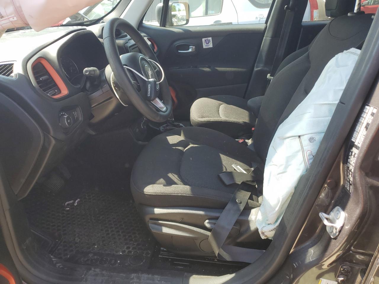 ZACCJBABXJPH80817 2018 Jeep Renegade Sport